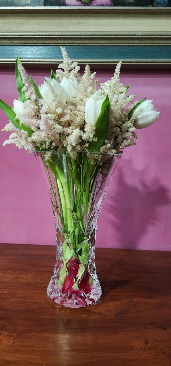 "Harmony in Bloom" – A Sublime Bridal Centerpiece